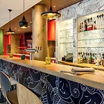 Ibis Hotell