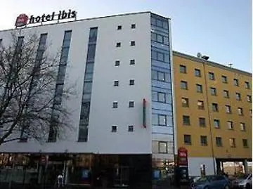 Ibis 3*